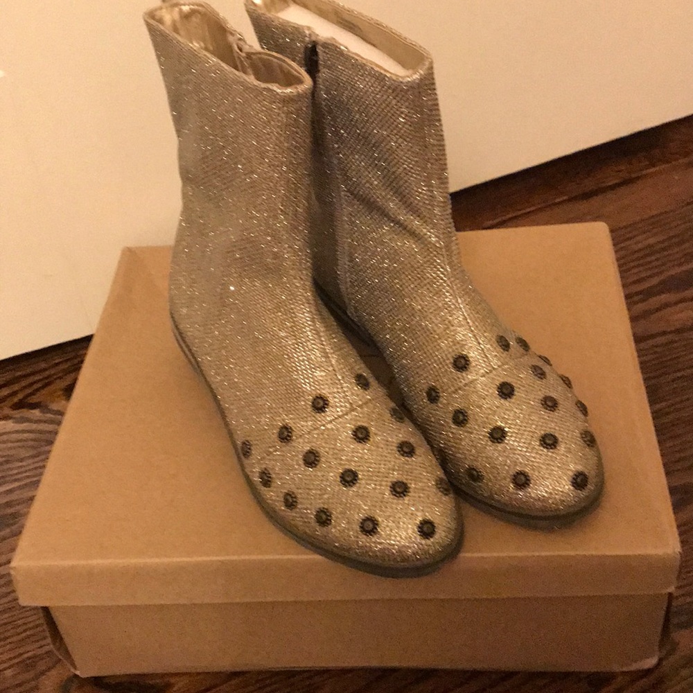 Kids boots